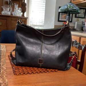 DOONEY & BOURKE FLORENTINE LEATHER TWIST SAC SHOULDER BAG